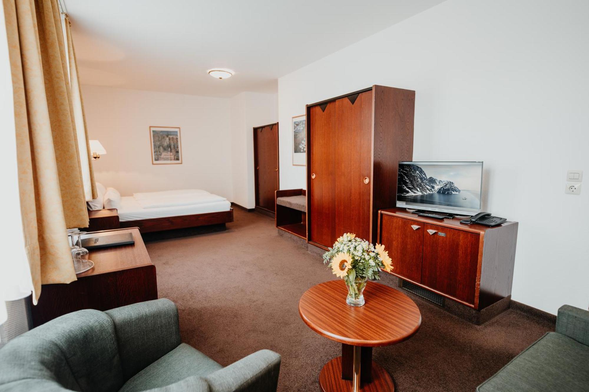 Sonnenhotel Hoher Hahn シュヴァルツェンベルク エクステリア 写真