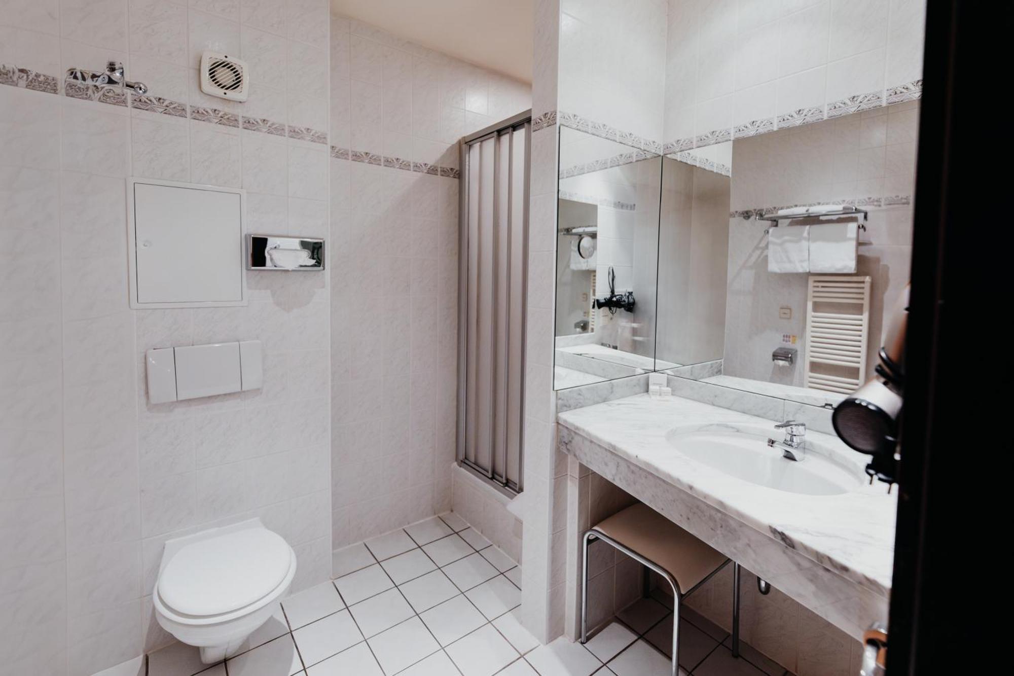 Sonnenhotel Hoher Hahn シュヴァルツェンベルク エクステリア 写真